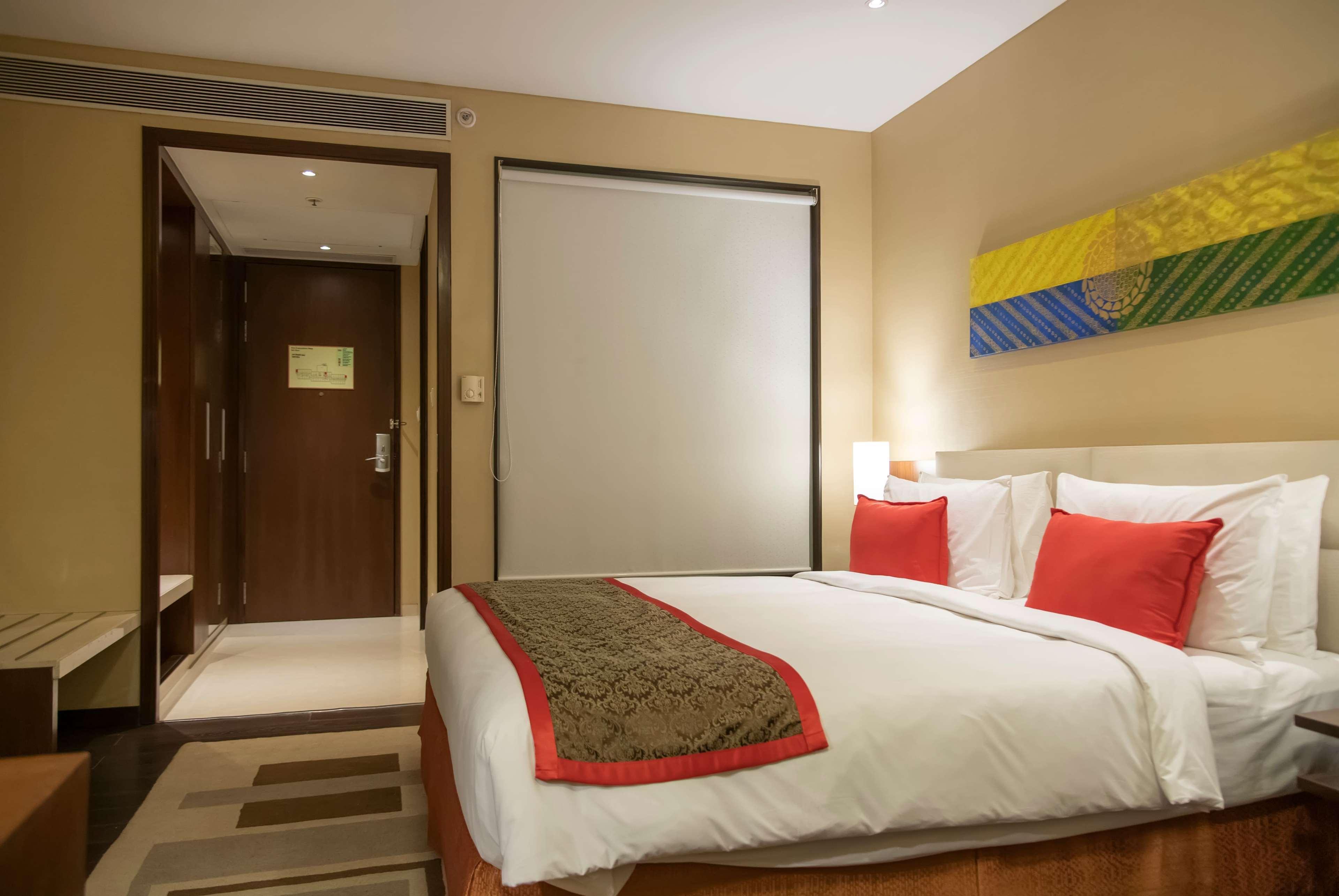 Ramada Plaza by Wyndham Pune Hinjewadi Dāpuri Zewnętrze zdjęcie
